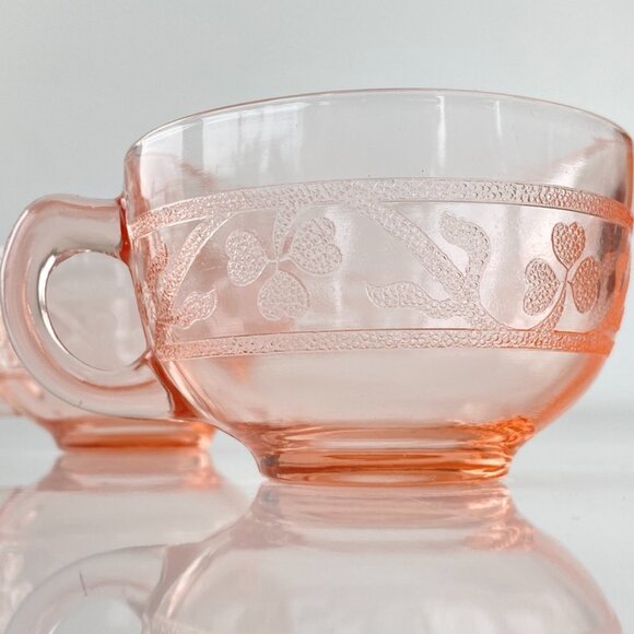 1930's Hazel Atlas Clover Leaf Depression Glass Cups - Picture 2 of 5